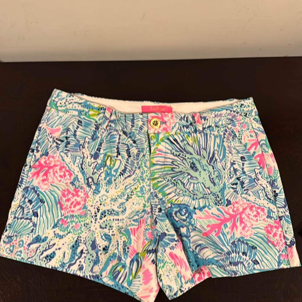 Lilly Pulitzer 5” Callahan Stretch Shorts - Size 8